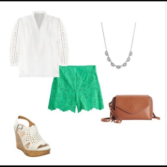 044: Draper James RSVP Embroidered Shorts - Picture 4 of 4